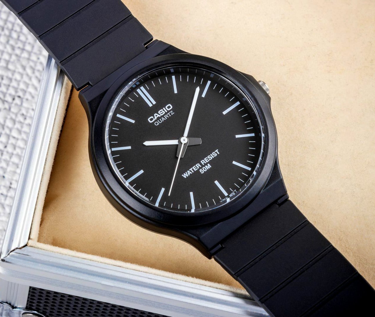 CASIO VYRIŠKAS LAIKRODIS MW-240-1E (zd166b) – CLASSIC + DĖŽUTĖ - Image 5