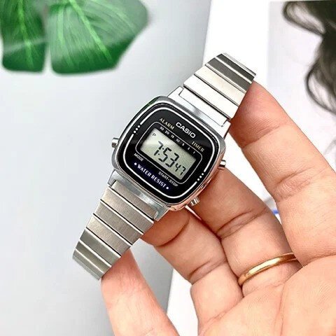 CASIO VINTAGE LA670WA-1D MOTERŲ LAIKRODIS (zd597c) + DĖŽUTĖ - Image 6