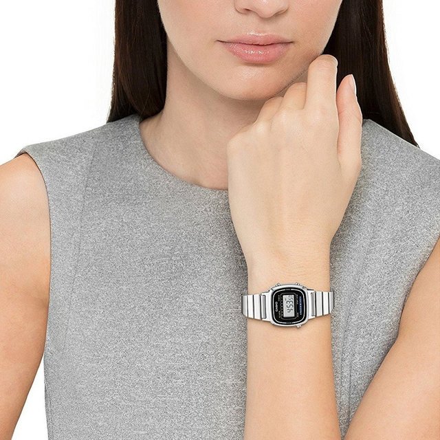CASIO VINTAGE LA670WA-1D MOTERŲ LAIKRODIS (zd597c) + DĖŽUTĖ - Image 5