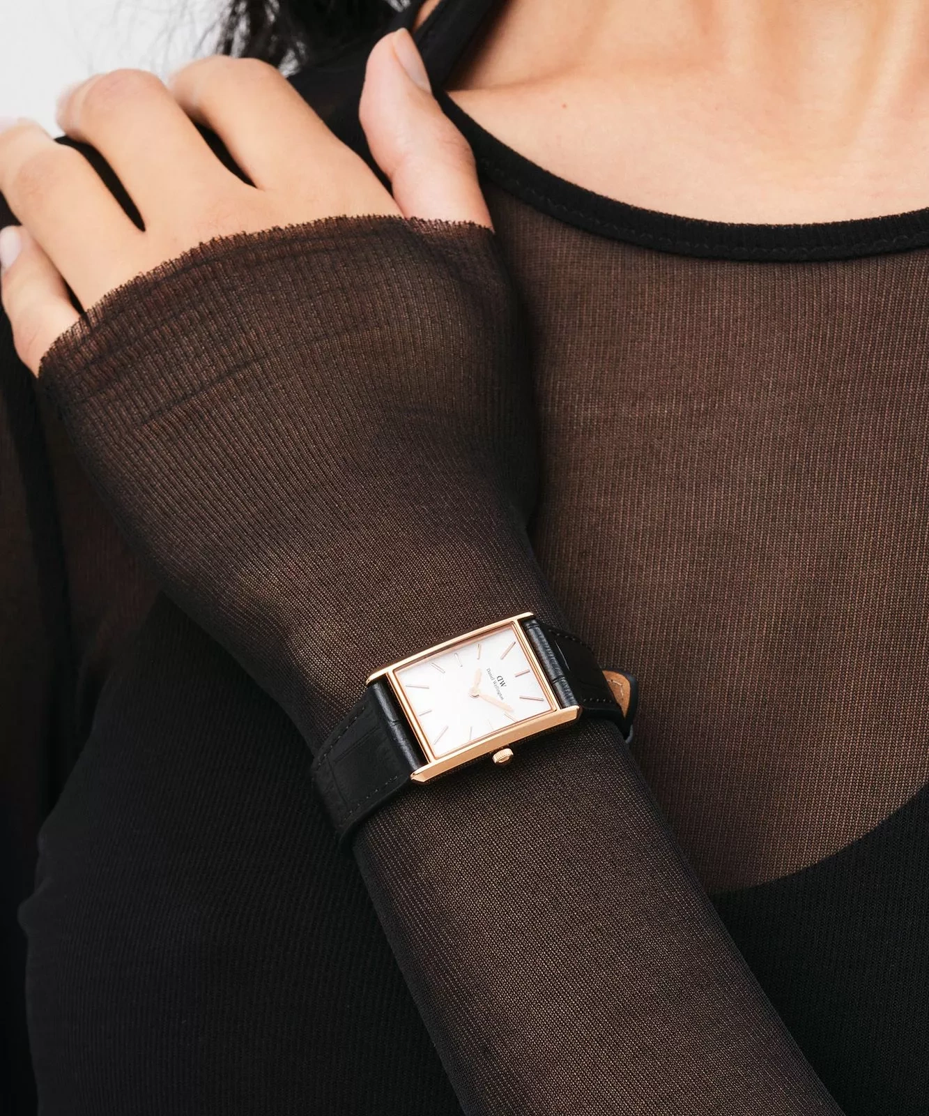 Moteriškas laikrodis DANIEL WELLINGTON Bound Black Crocodile Rose Gold 20mm DW00100693 – 8
